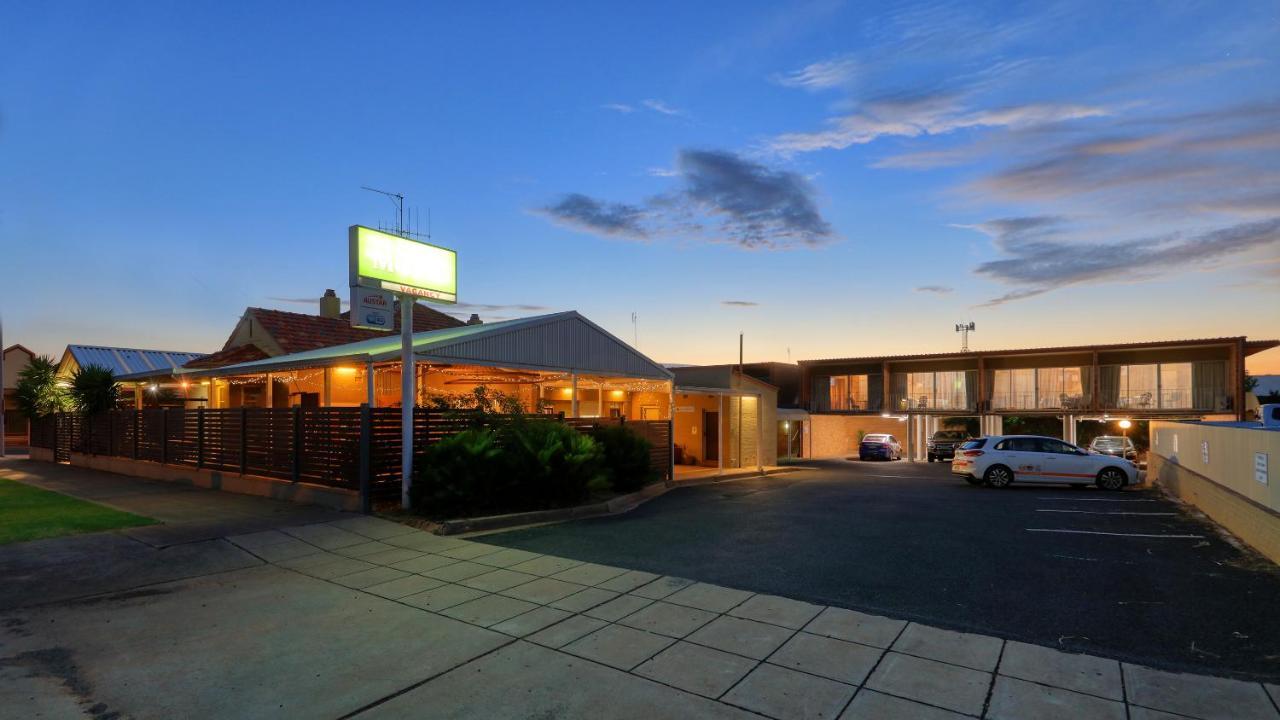 פארקס Court Street Motel מראה חיצוני תמונה