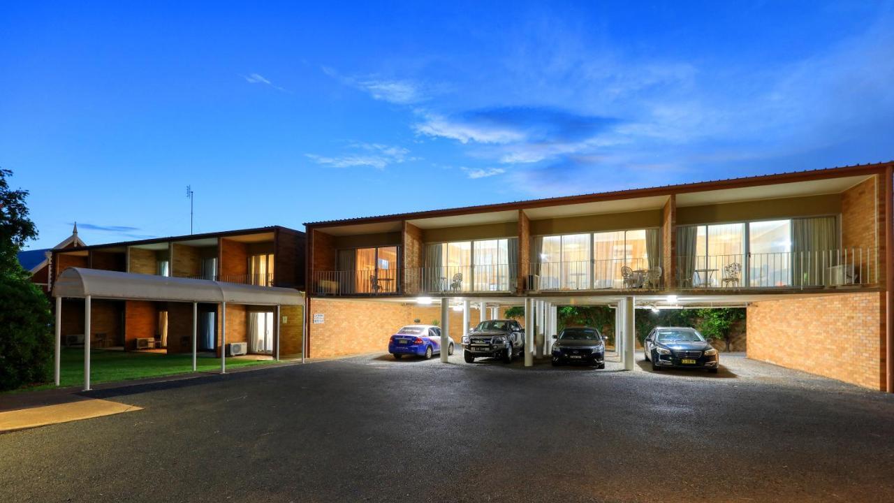 פארקס Court Street Motel מראה חיצוני תמונה
